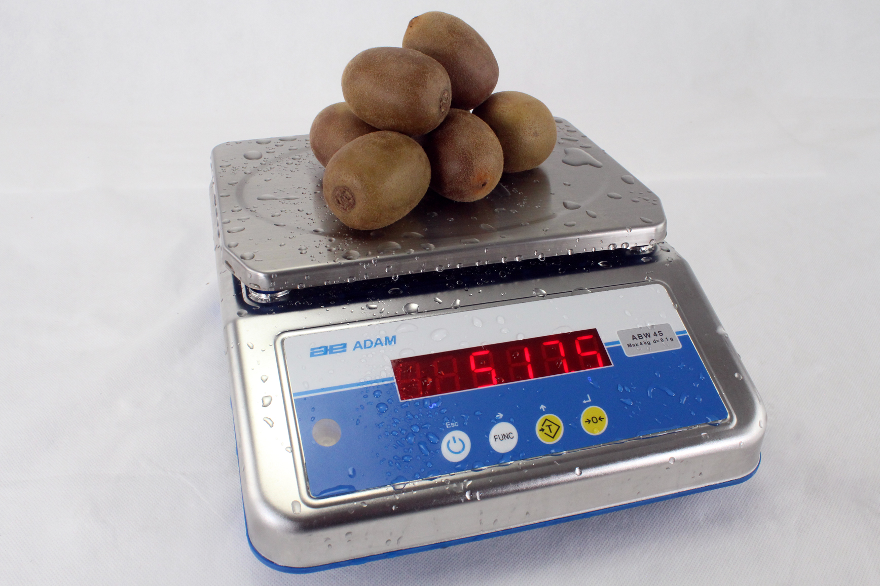 weighing food for fitness